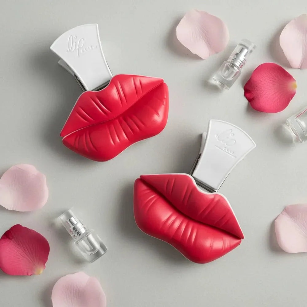 Pack of 3 lip-shaped clipboard magnets Cosmia.pk