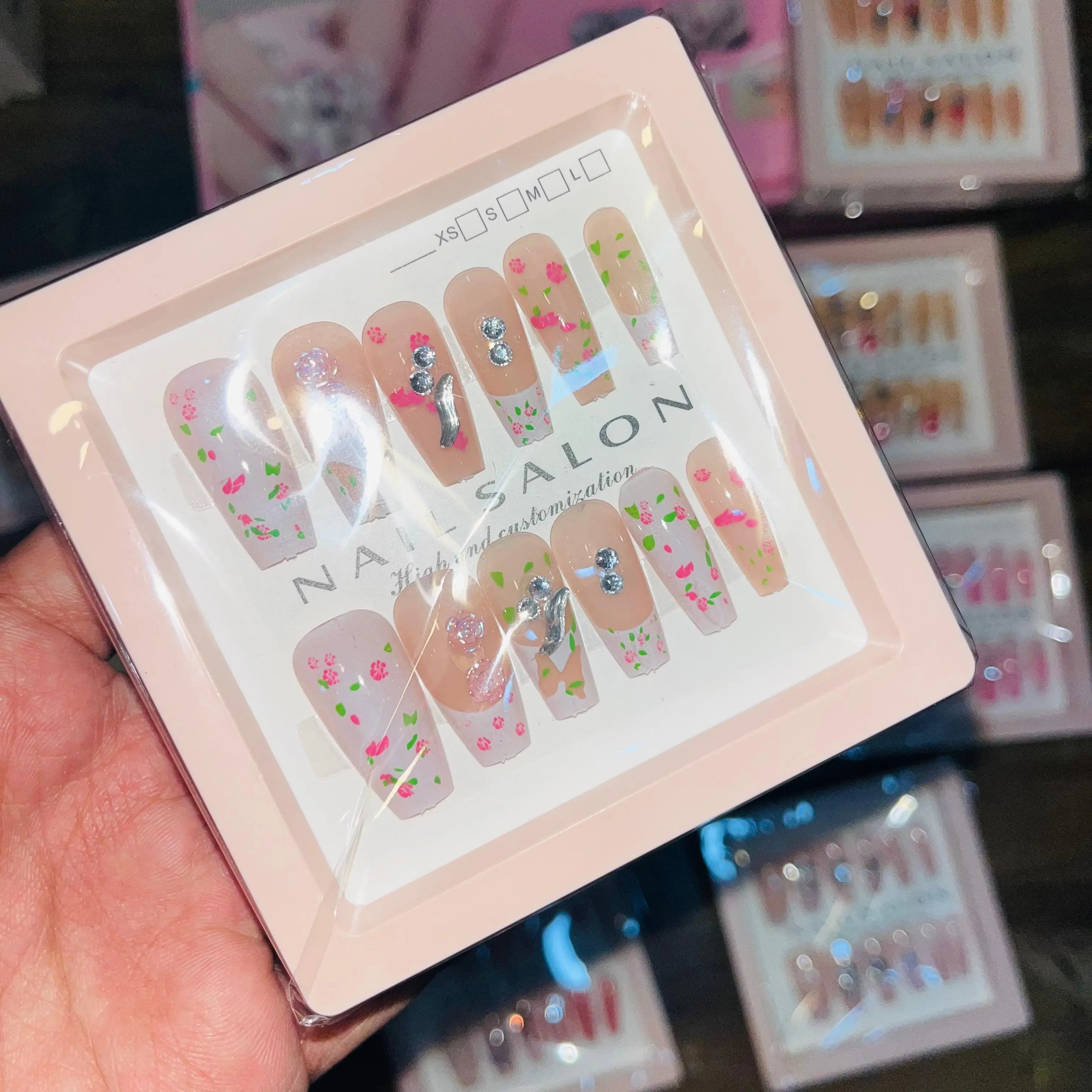 Salon Look Stylish Artifical Nails With Free Stickers(12 Pcs) Cosmia.pk