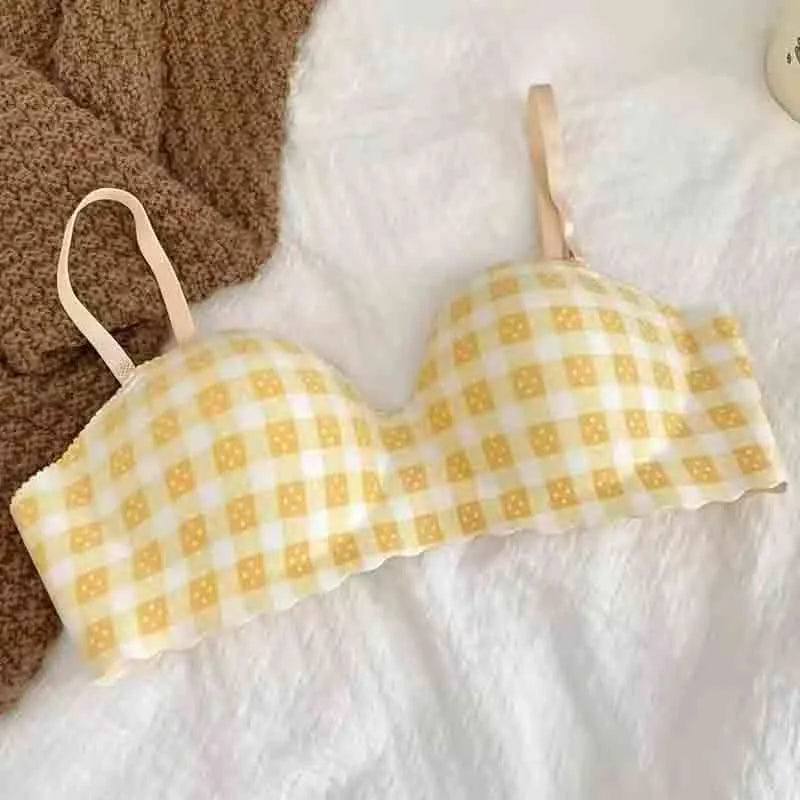 Bridal Padded Push-Up Seamless Bra Cosmia.pk