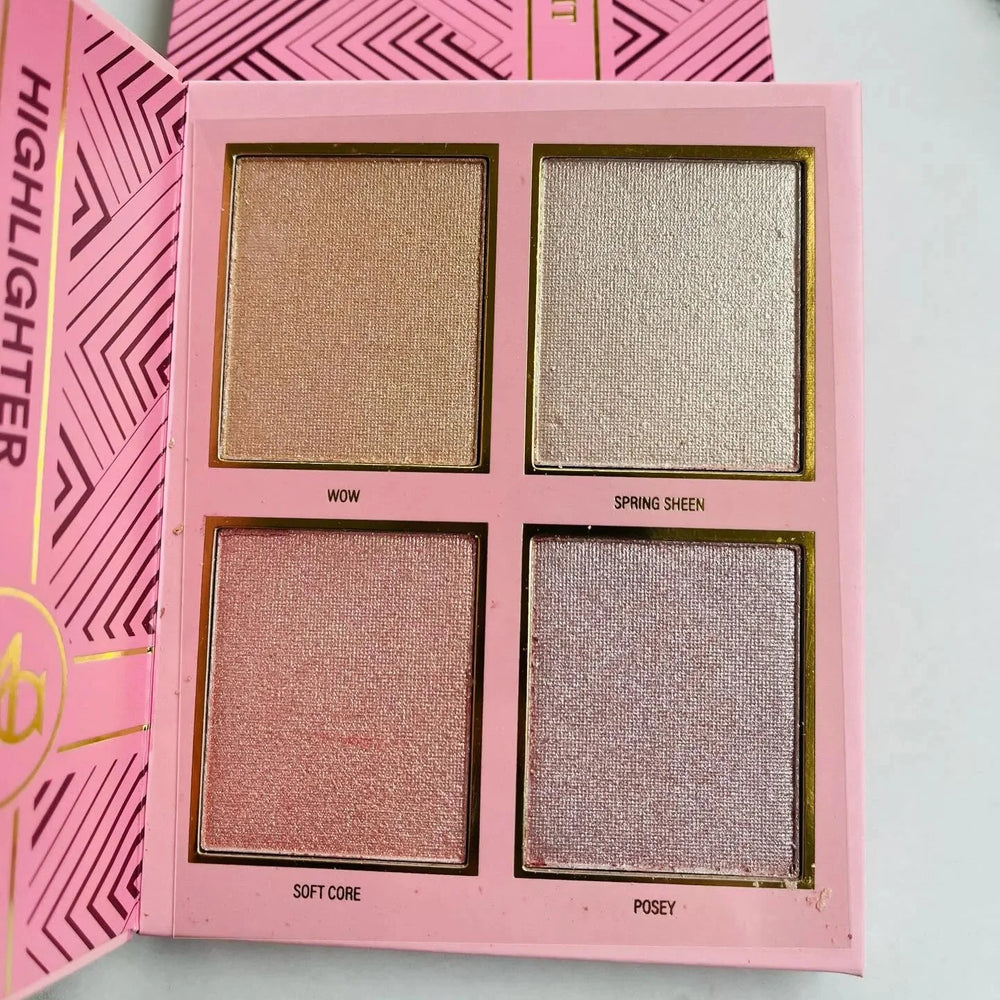 Mocallure 3 in 1 Mini Palette Notebook Eyeshadow, Highlighter & Blusher Mocallure