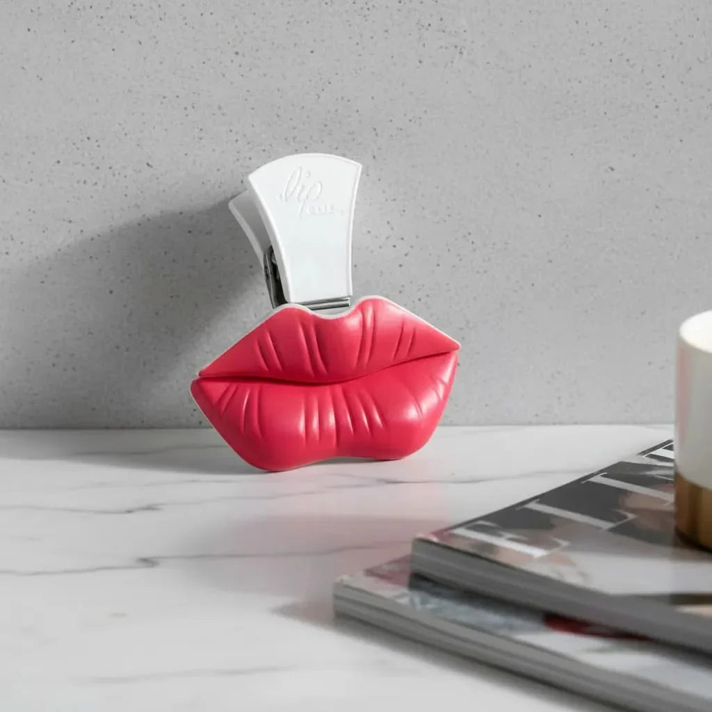 Pack of 3 lip-shaped clipboard magnets Cosmia.pk