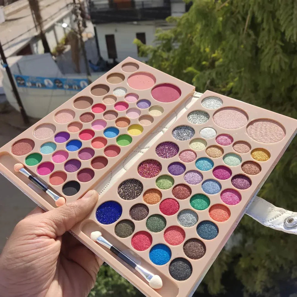 True Match Fit Me Beauty Book All-in-One Folding Highlighter Blush & Eyeshadow Palette True match