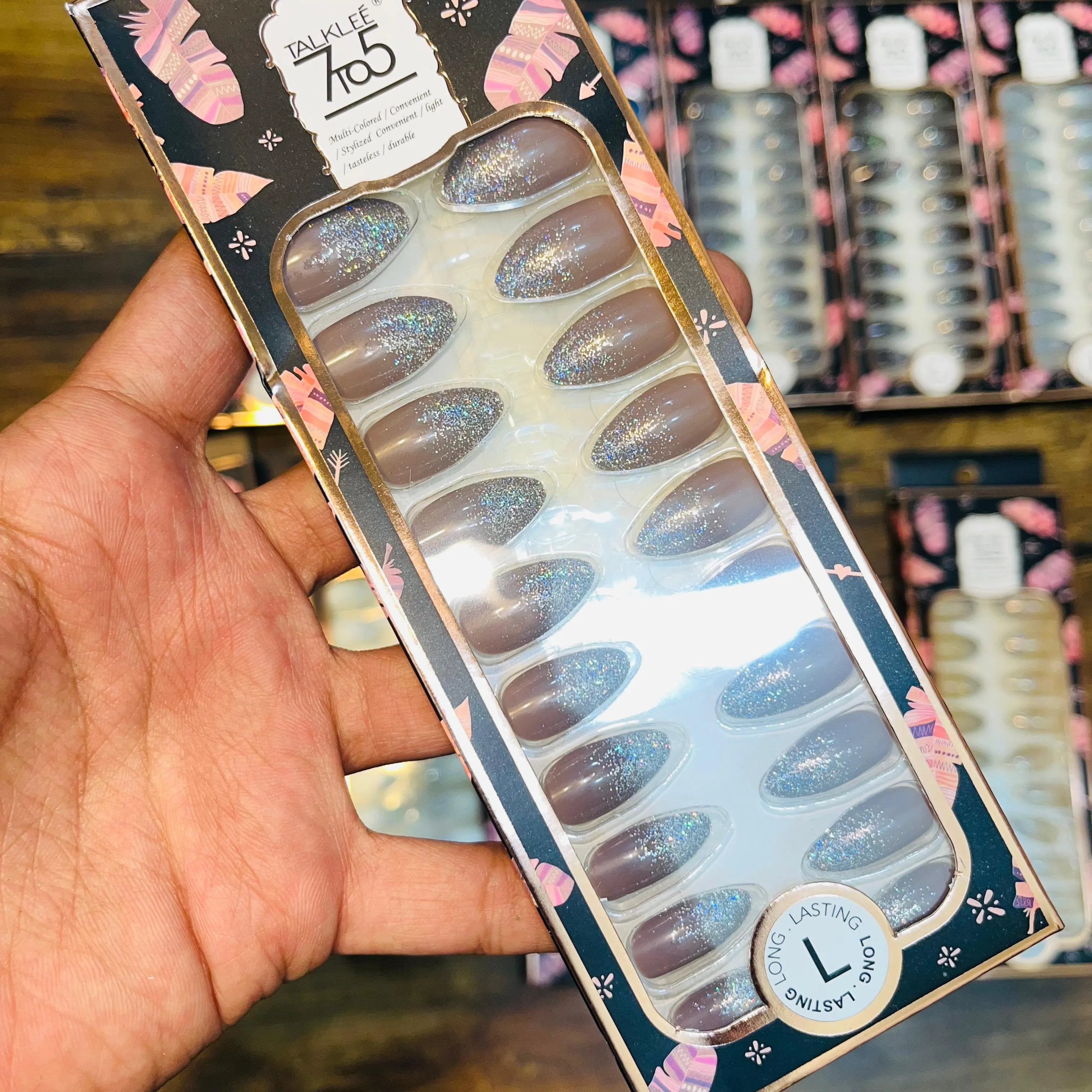7To5 Talklee Shiny Artifical Nails With Free Stickers Talklee