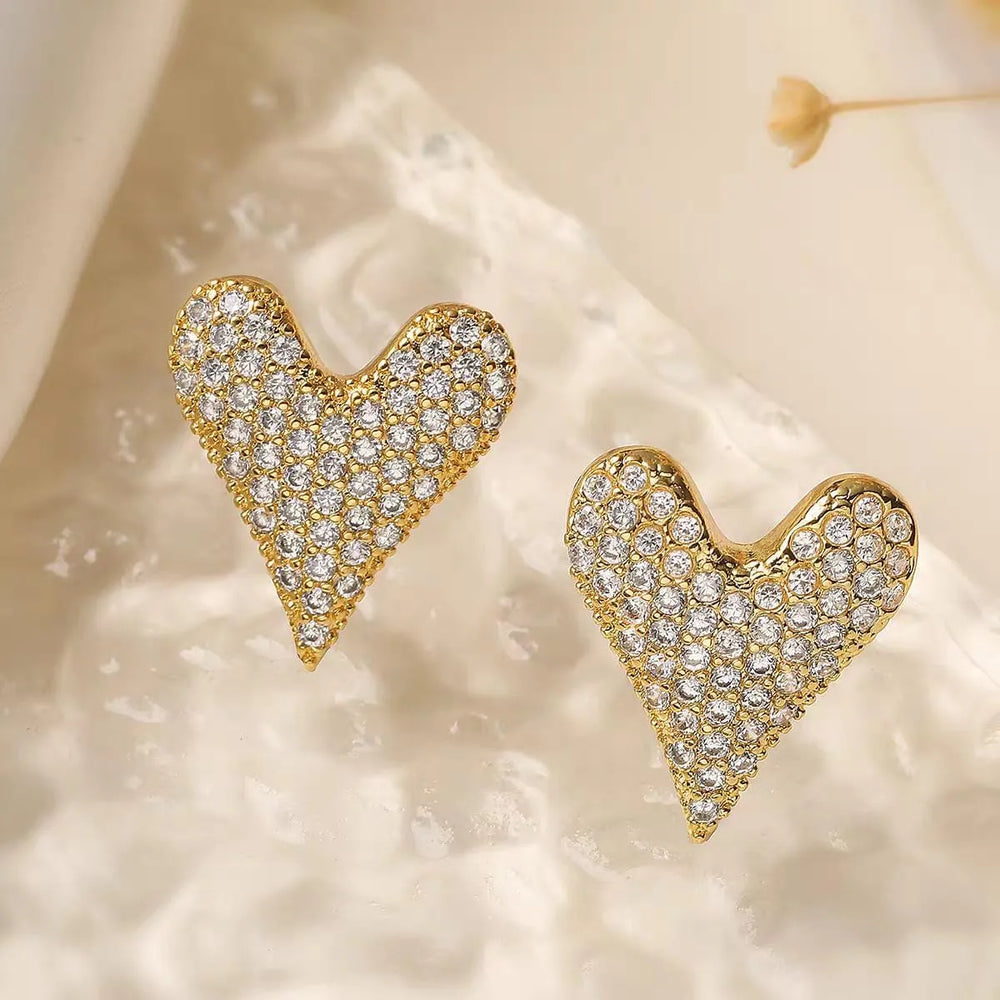 Zircon Gold-Plated Stone Heart Stud Cosmia