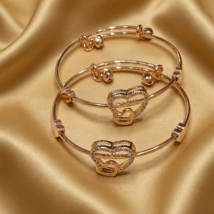 Glamorous Heart Design 24K Gold Plated Bracelet Cosmia.pk