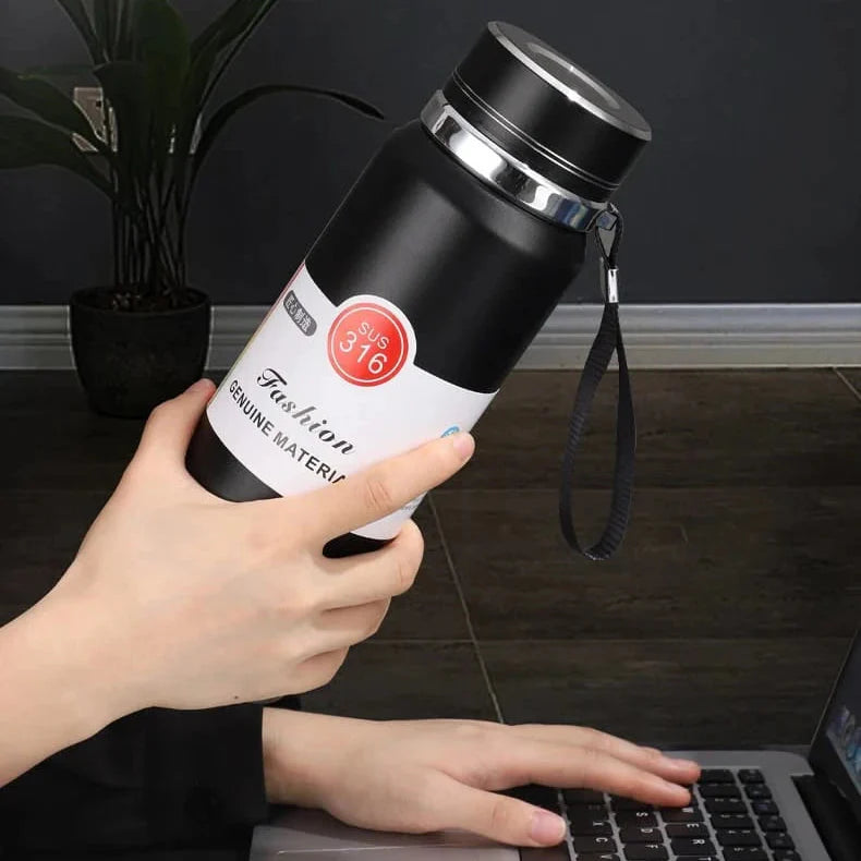 Stainless Steel Vacuum Bottle - 800ml (Random Color) Cosmia.pk