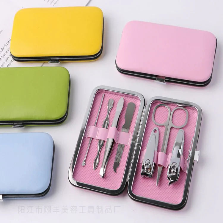 7 Pcs Manicure Set Cosmia.pk