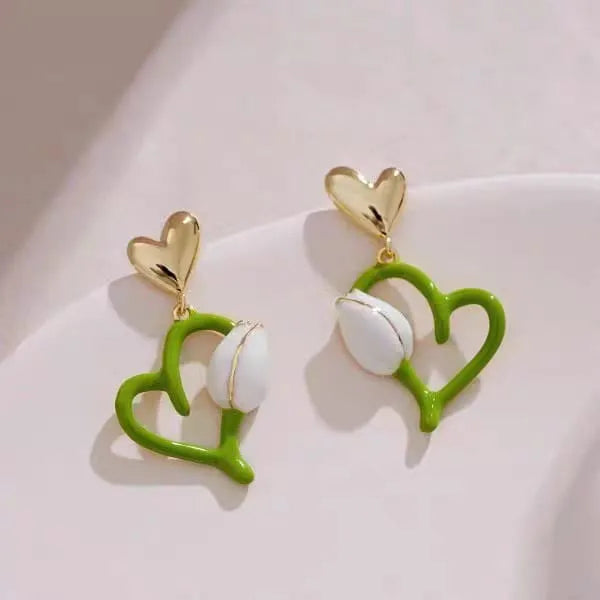 French White Flower Tulip Fruit Green Peach Heart Earring Cosmia
