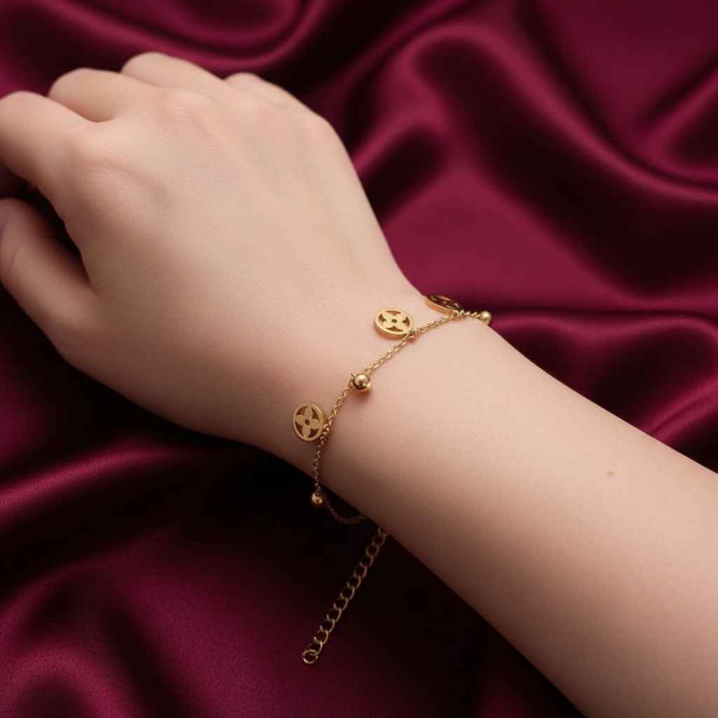 stainless steel fashion bracelet Cosmia.pk