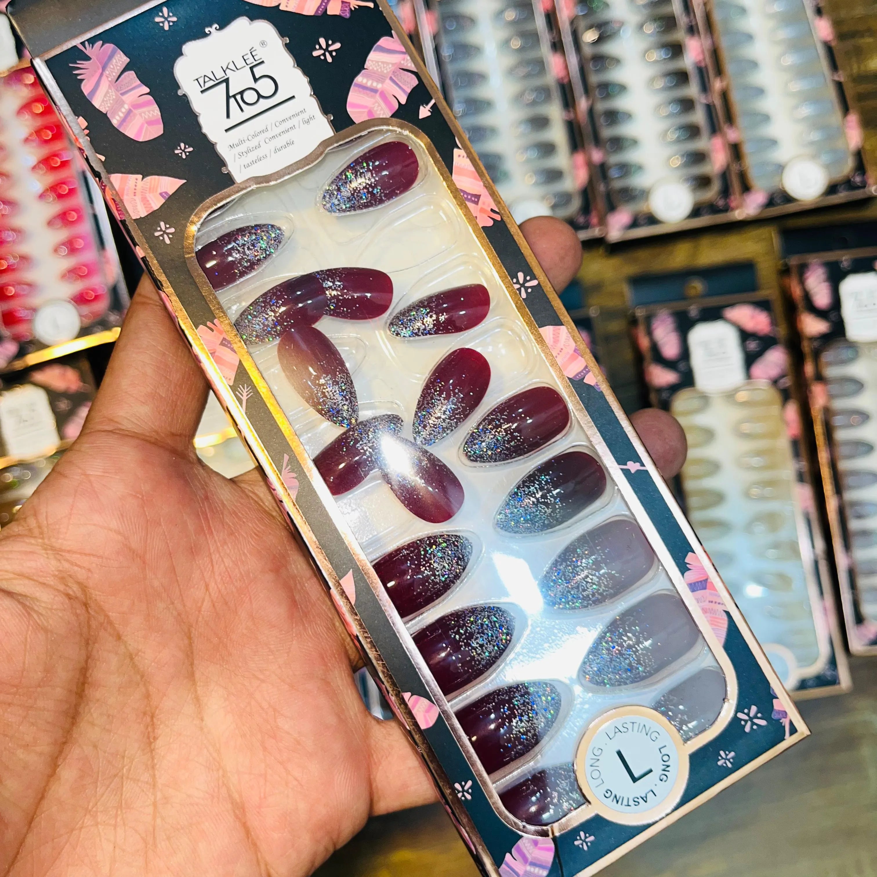 7To5 Talklee Shiny Artifical Nails With Free Stickers Talklee