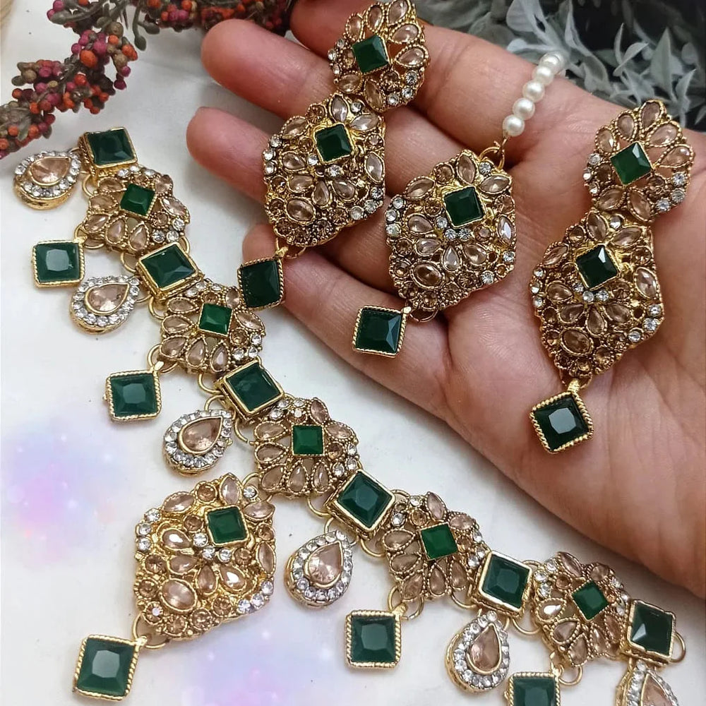Antique Necklace Set - Stone Work Cosmia