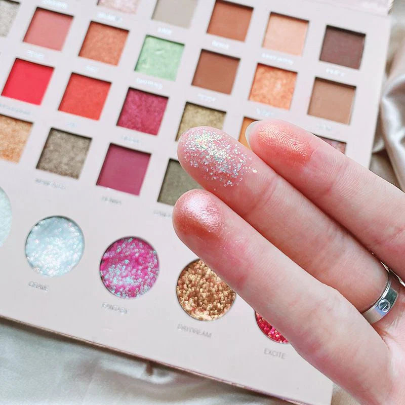 BIYA 38 Color Eyeshadow Palette biya