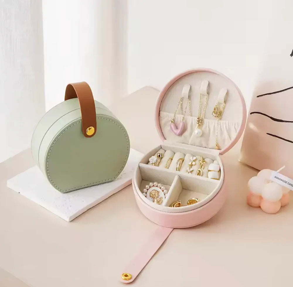 Mini Storage Jewelry Box - Everyday Jewelry Case Cosmia.pk