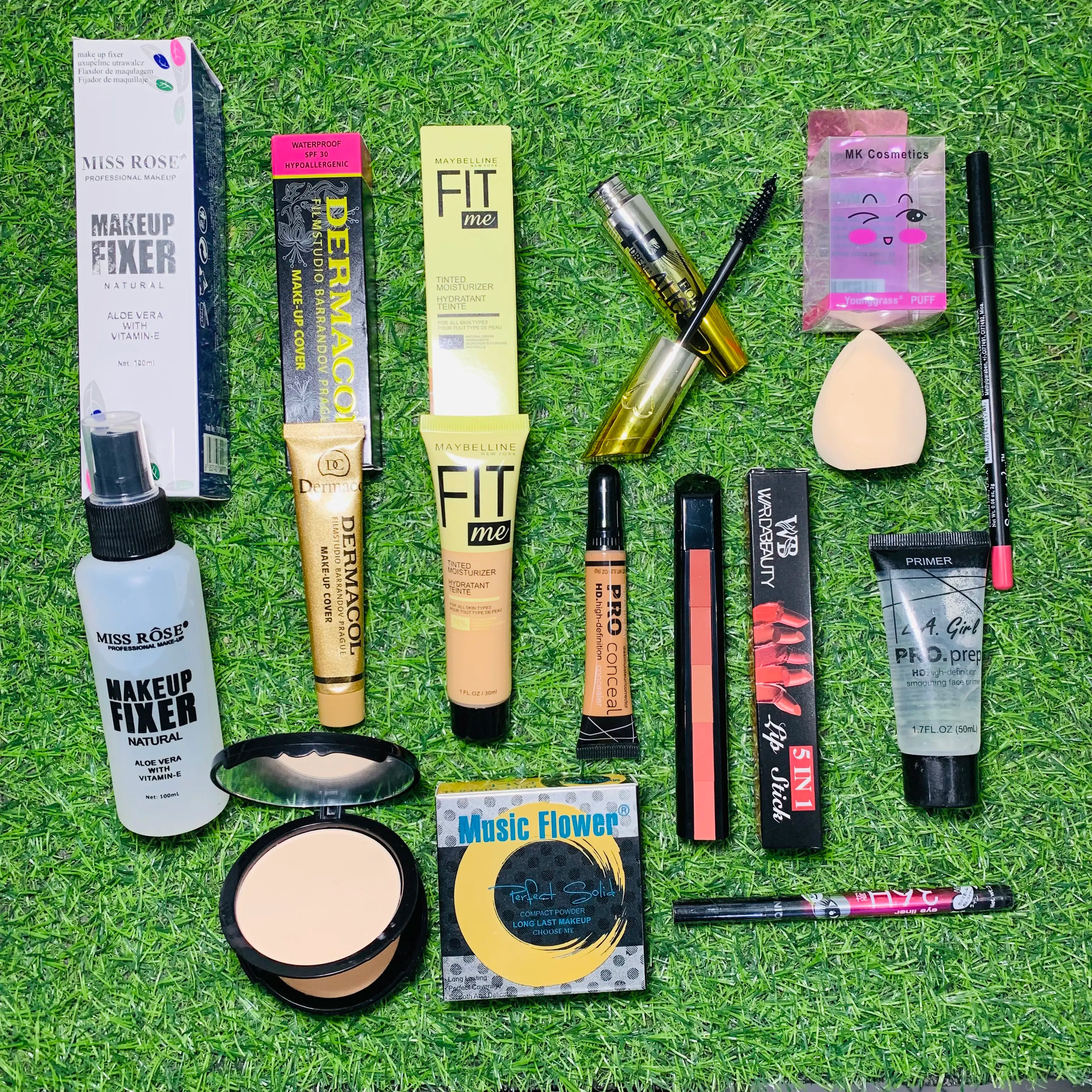 Makeup Deal Cosmia.pk