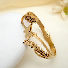 Artklim Butterfly Bangle Bracelet - Each Cosmia.pk