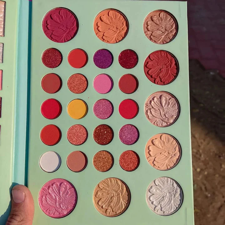JUJU LUCKY 58 Color All In One Palette JUJU LUCKY