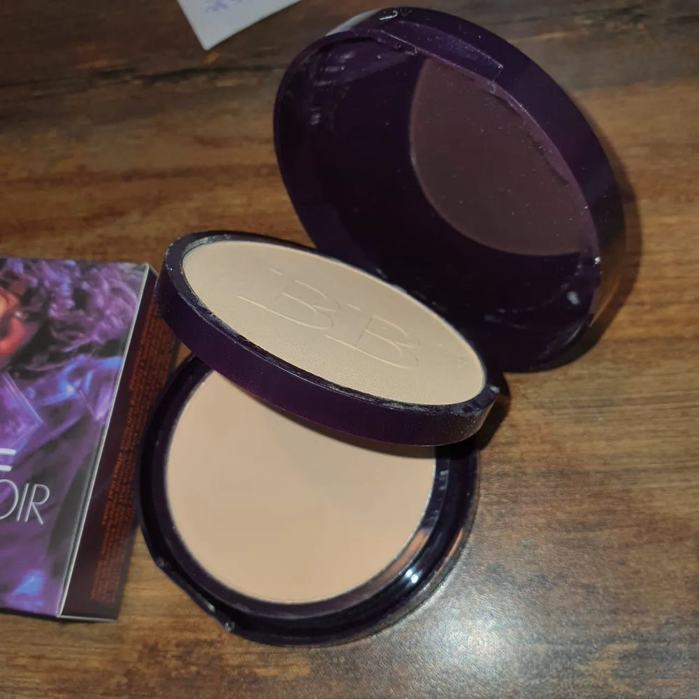 Mac Mirage Noir Full Coverage Powder Mac
