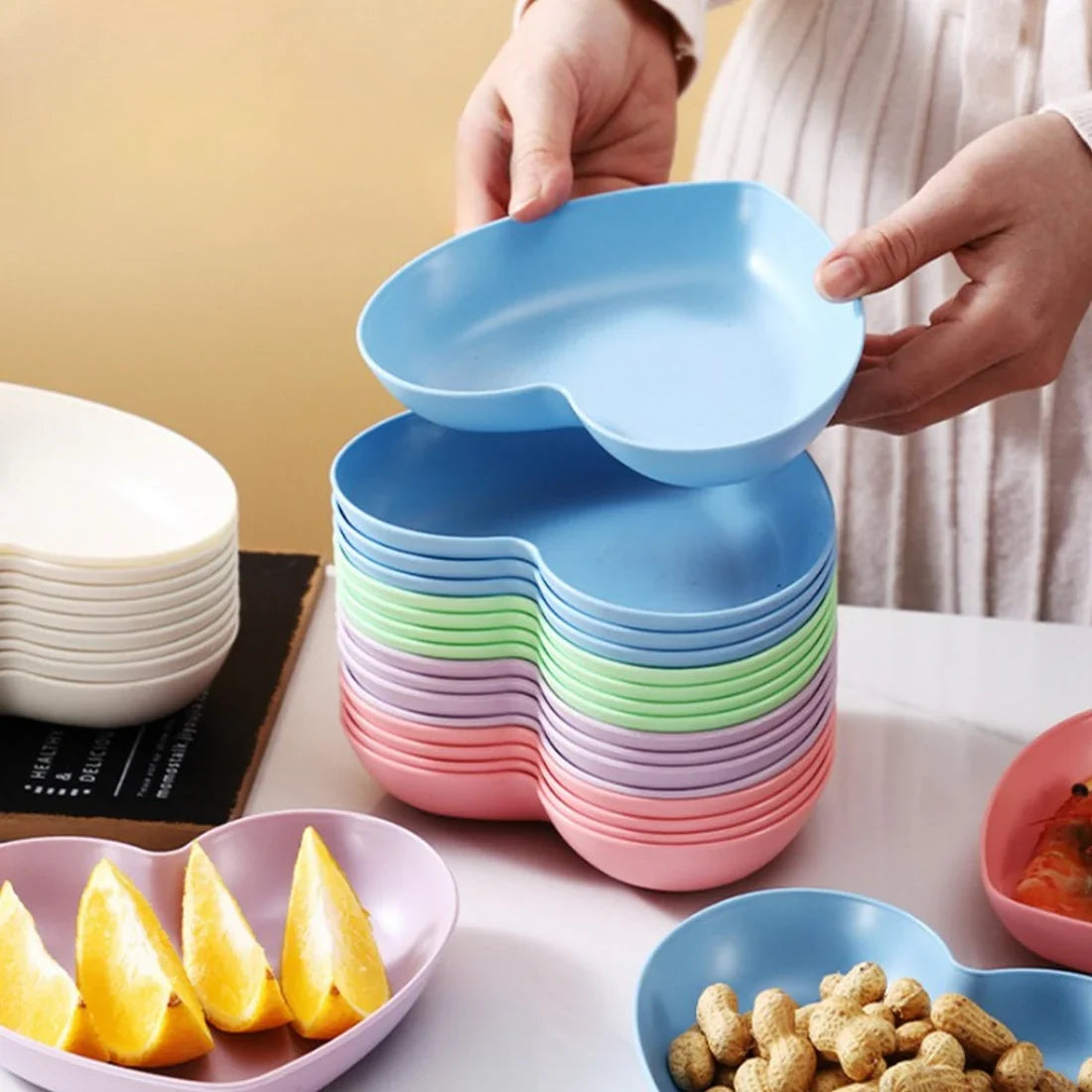 Heart Shape 10 PCs Plate Set With Holder Cosmia.pk