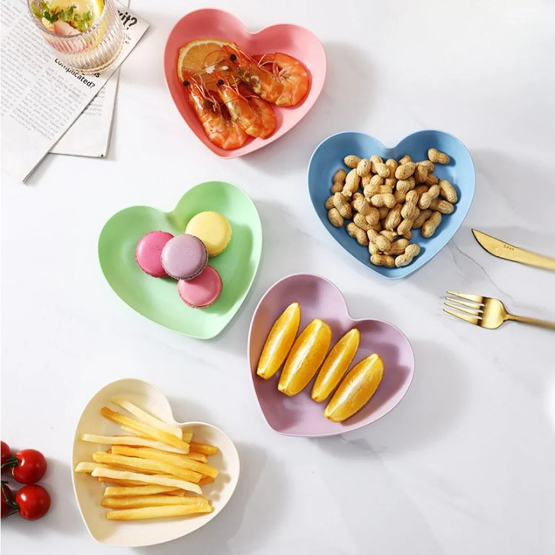 Heart Shape 10 PCs Plate Set With Holder Cosmia.pk