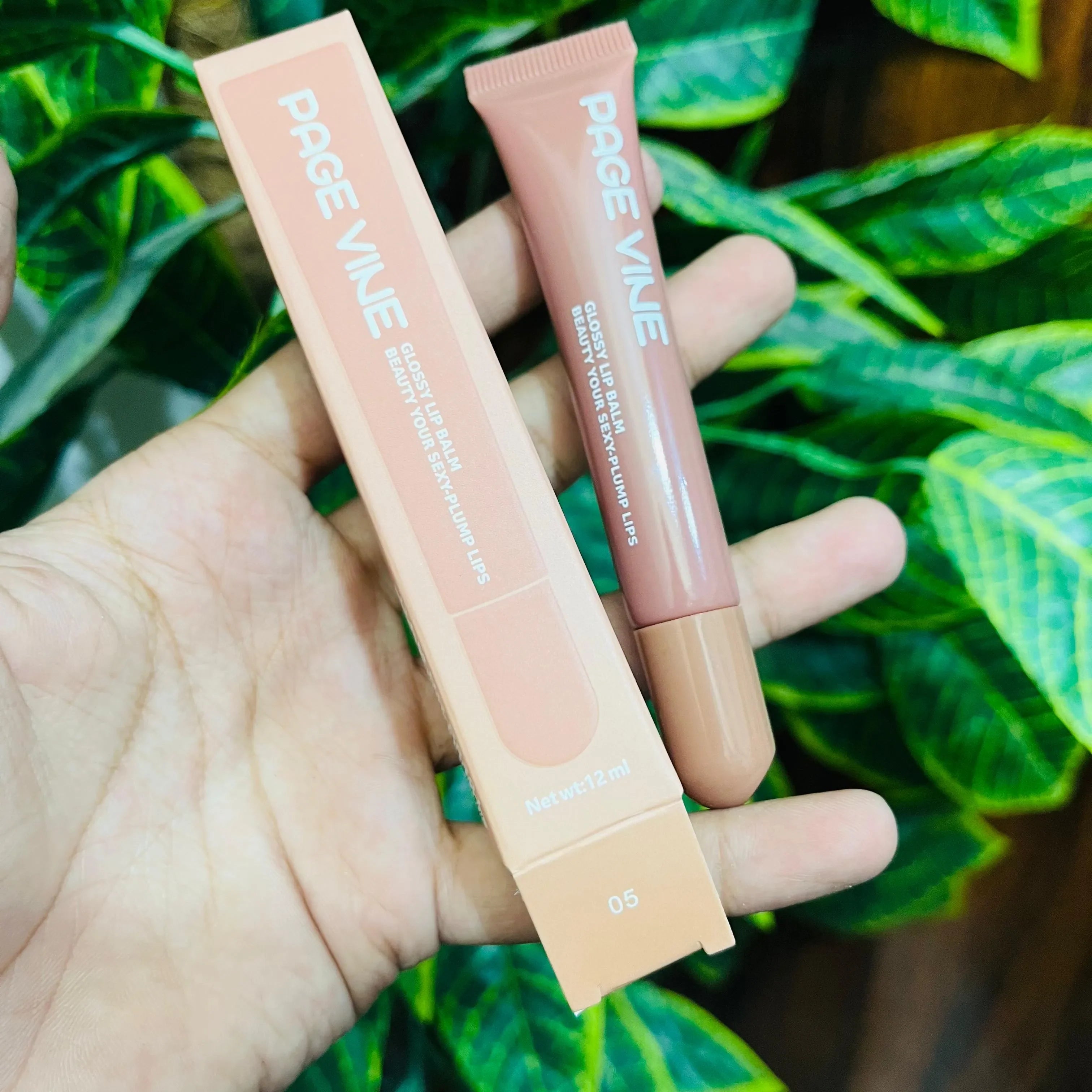 Page Vine Peptide Lip Gloss - 12ml Page Vine