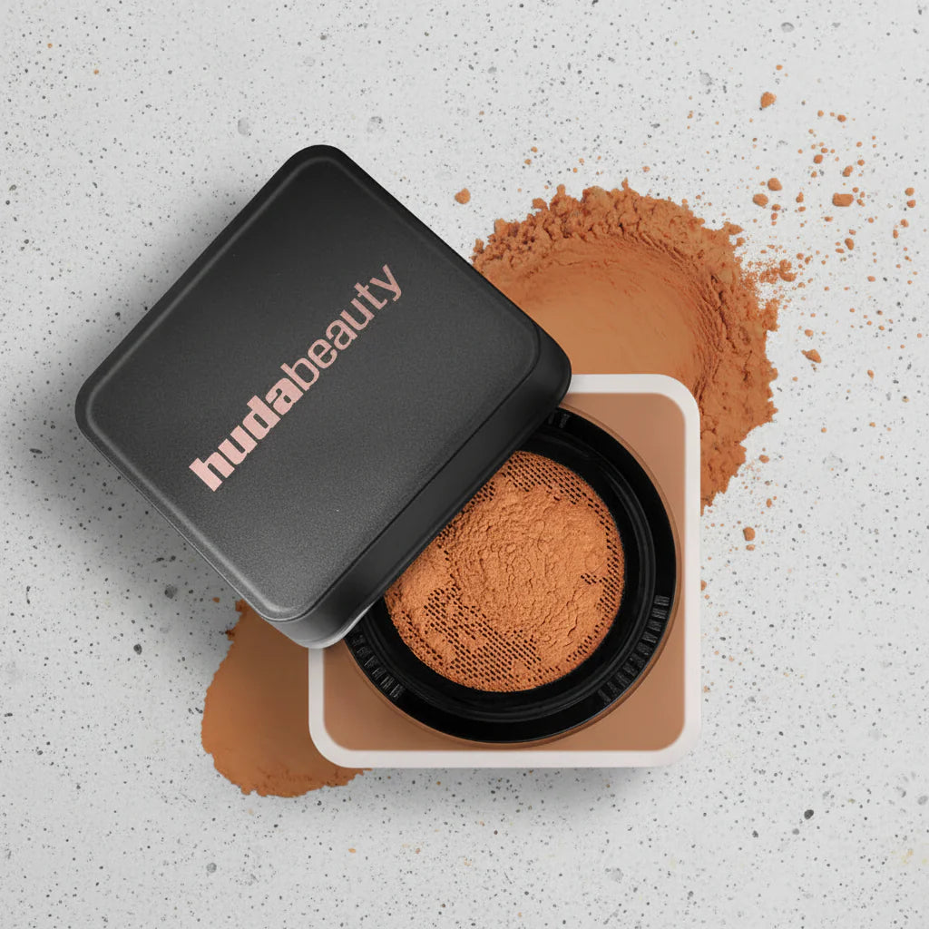 Huda Beauty Easy Bake Loose Baking & Setting Powder Huda Beauty