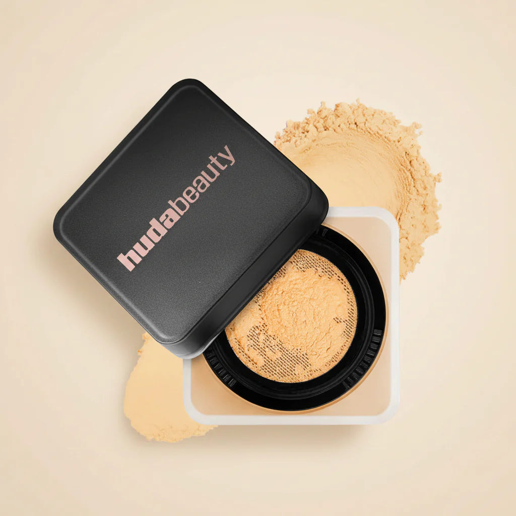 Huda Beauty Easy Bake Loose Baking & Setting Powder Huda Beauty