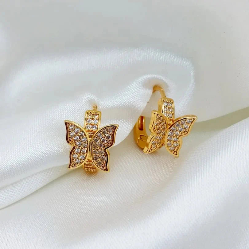 QX Quan Xing Jewelry Butterfly-Shaped Gold-Colored Hoop Earrings Cosmia