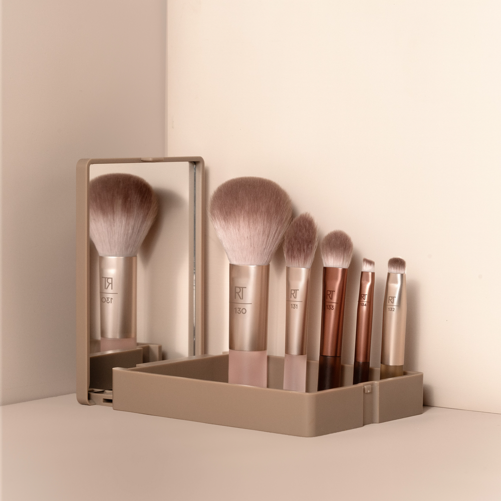 New Nudes 2.0 On-The-Glow Mini Brush Set + Mirrored Compact Cosmia
