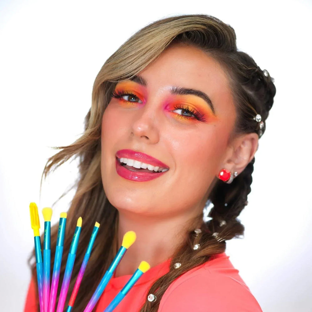 Real Techniques Limited Edition Electric Love Eye Kit - 8 piece Real Technique