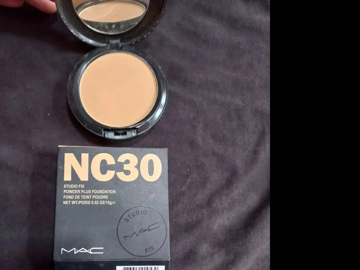 Mac Studio Fix Powder Plus Foundation Compact Powder NC30 Mac