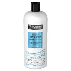 TRESemmé Silky & Smooth Conditioner for Frizzy Hair - 828ml Tresemme
