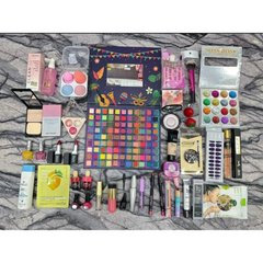 All in 1 Deal 😍 Cosmia.pk