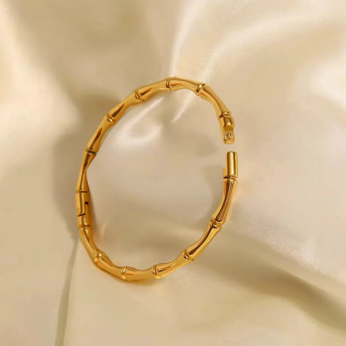 Stainless Steel 316L Bamboo Bangle Cosmia