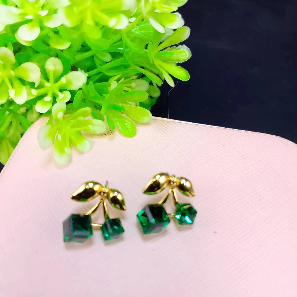 Crystal Stone Design Earrings Cosmia