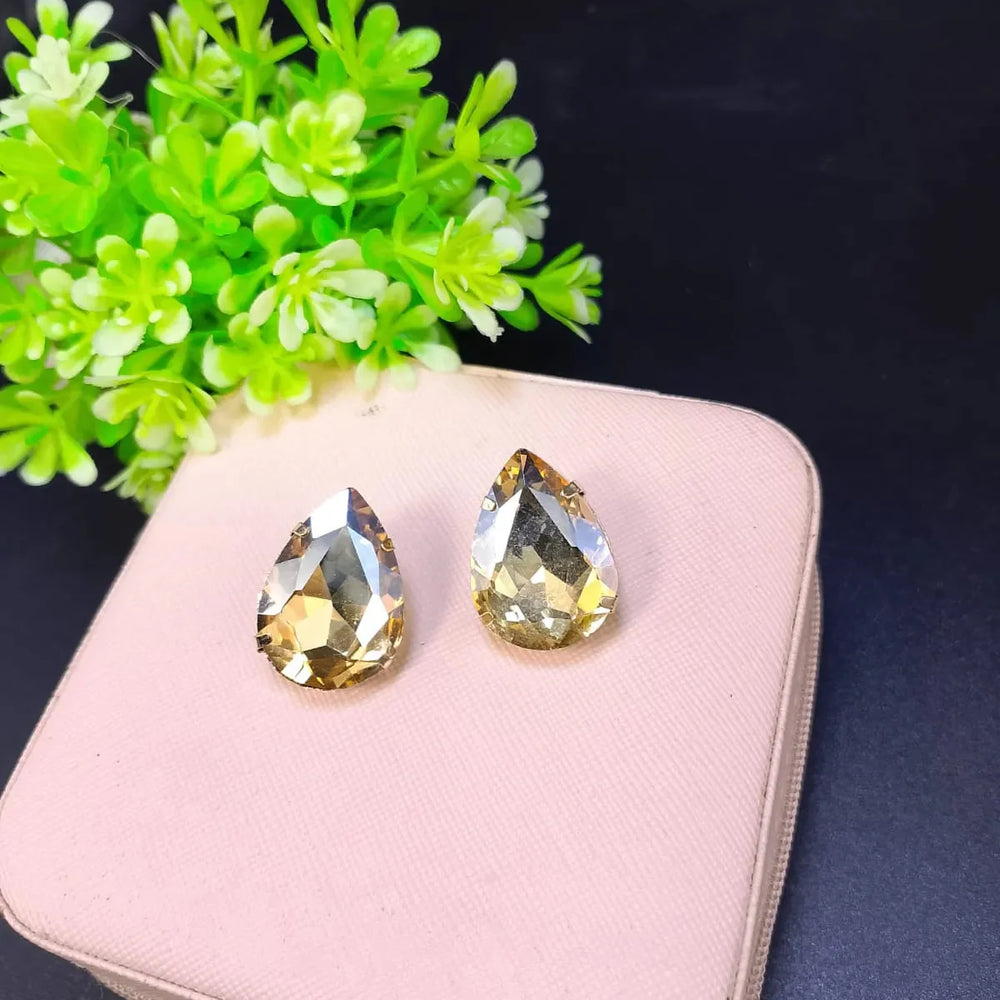 Drop stone stud Earrings Cosmia