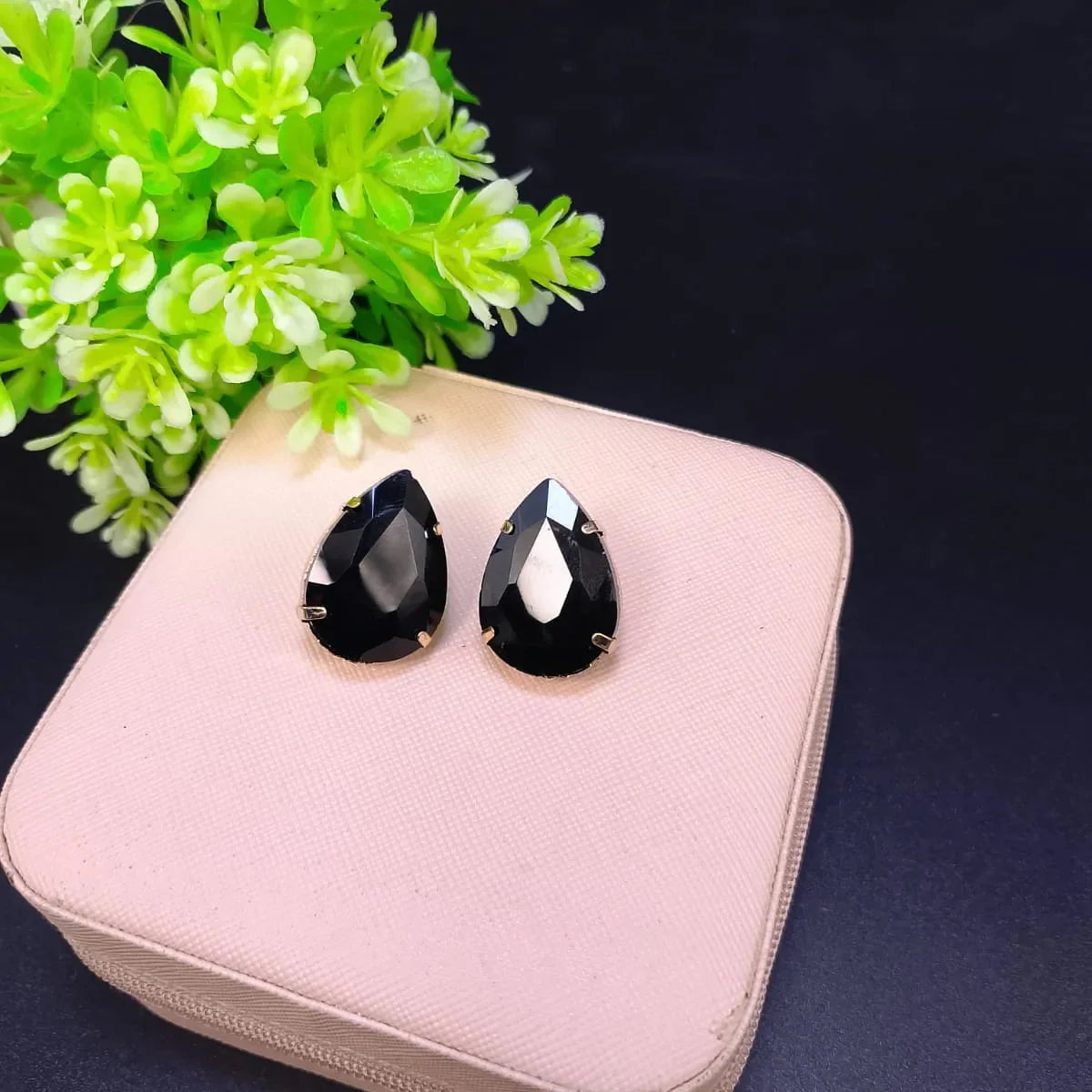 Drop stone stud Earrings Cosmia