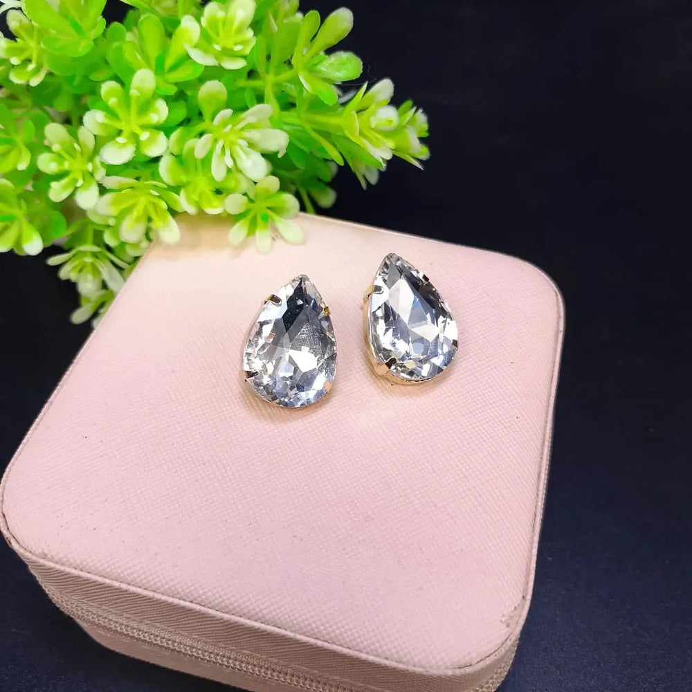 Drop stone stud Earrings Cosmia