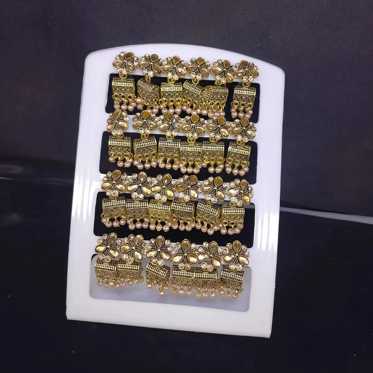 Elegant Traditional Jhumka Earrings Set Cosmia.pk
