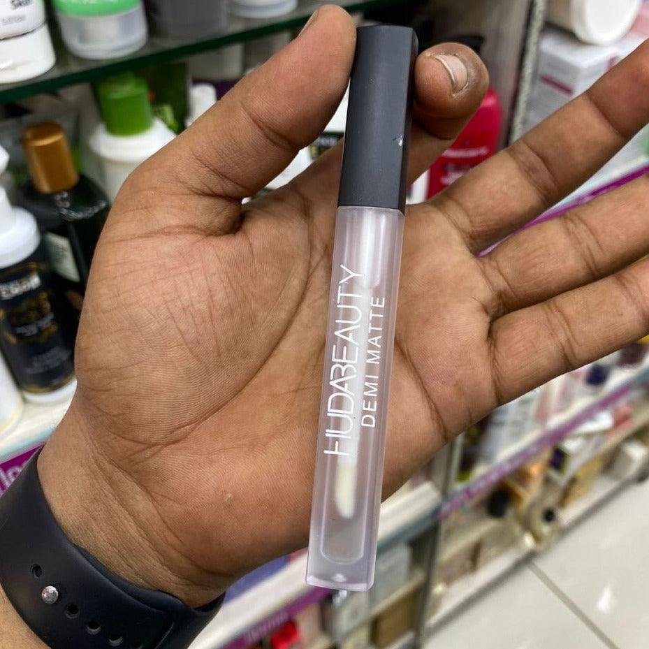 Huda Transperent Lip Gloss Huda Beauty