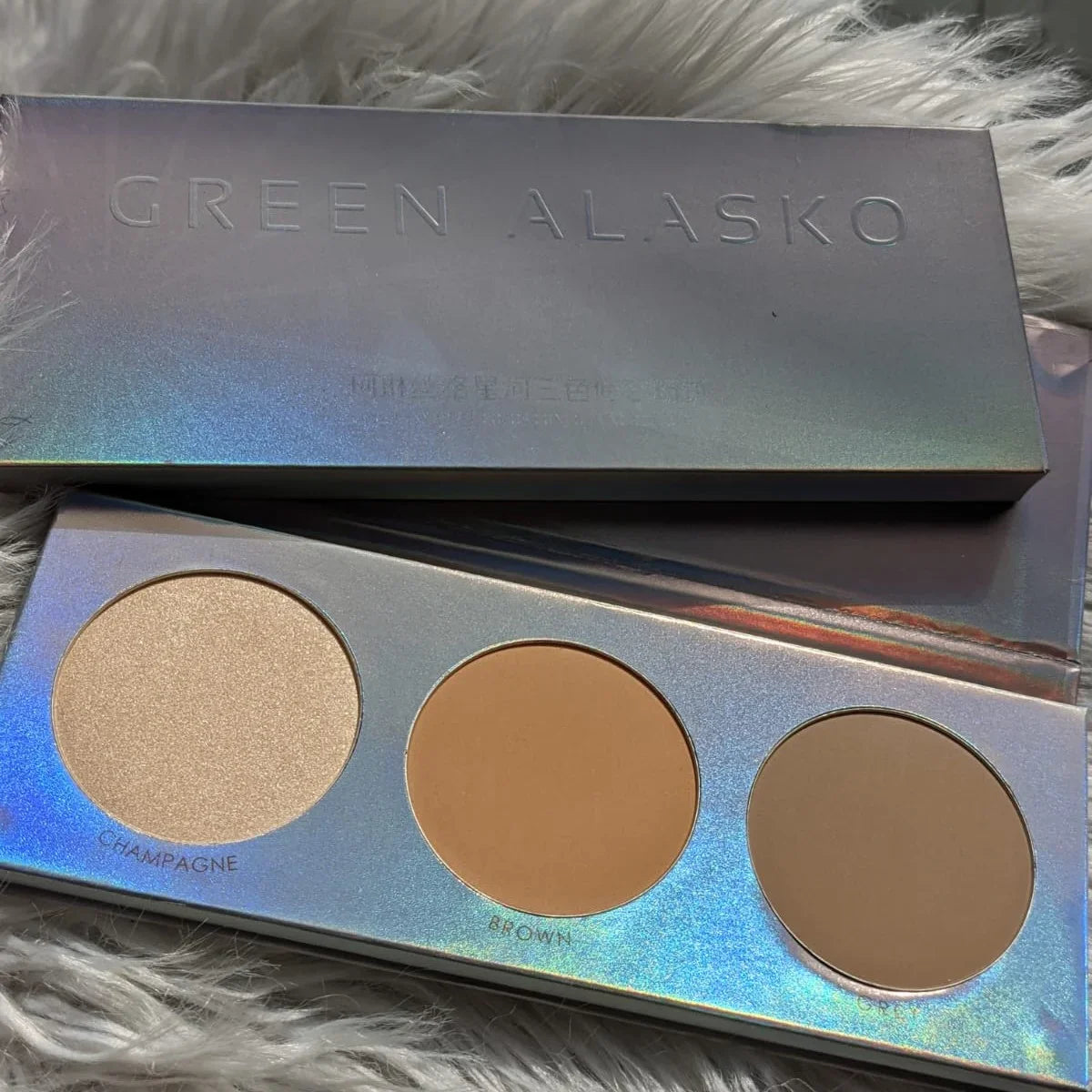 Green Alasko Galaxy Highlighter, Bronzer, Contour Kit (3 Colors) Green Alasko