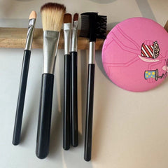 Huda Beauty Brush Set with Mirror - 5 Pcs Huda Beauty