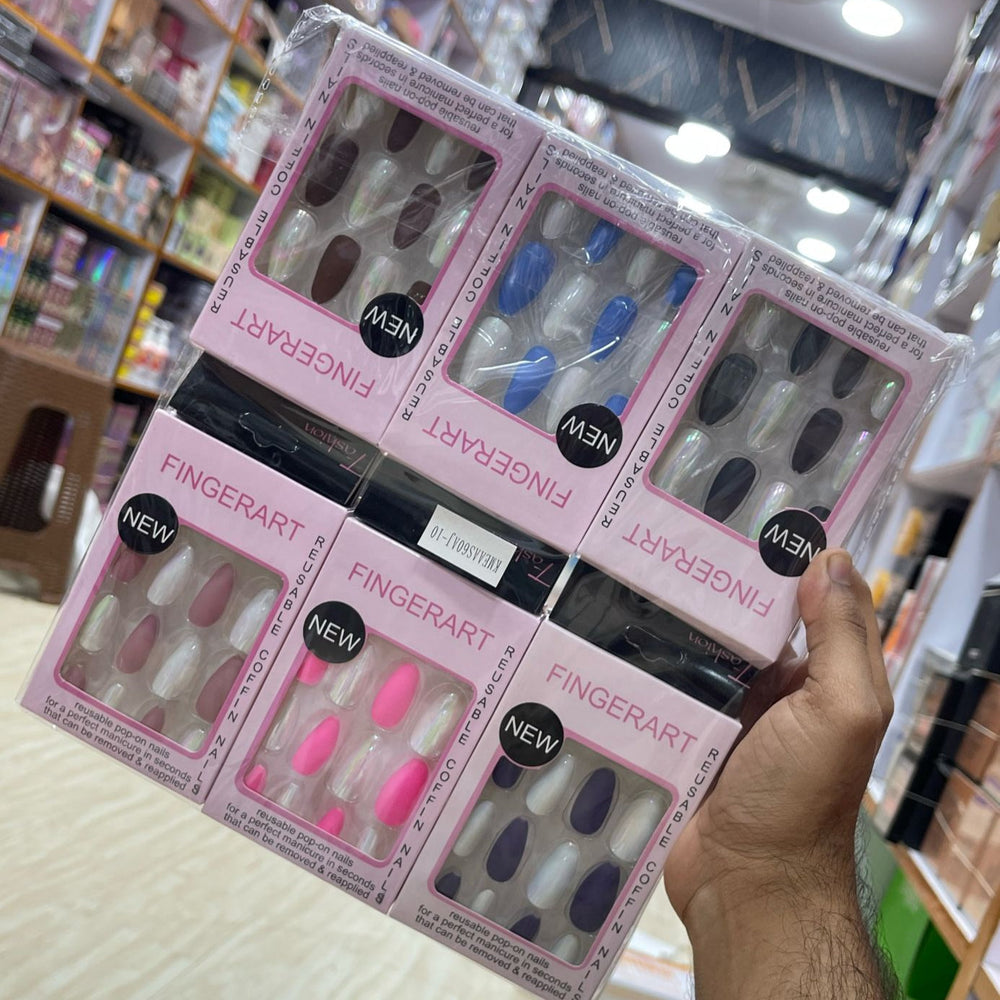 Fashion Fingerart Trendy Nails with Nail Stickers fashion