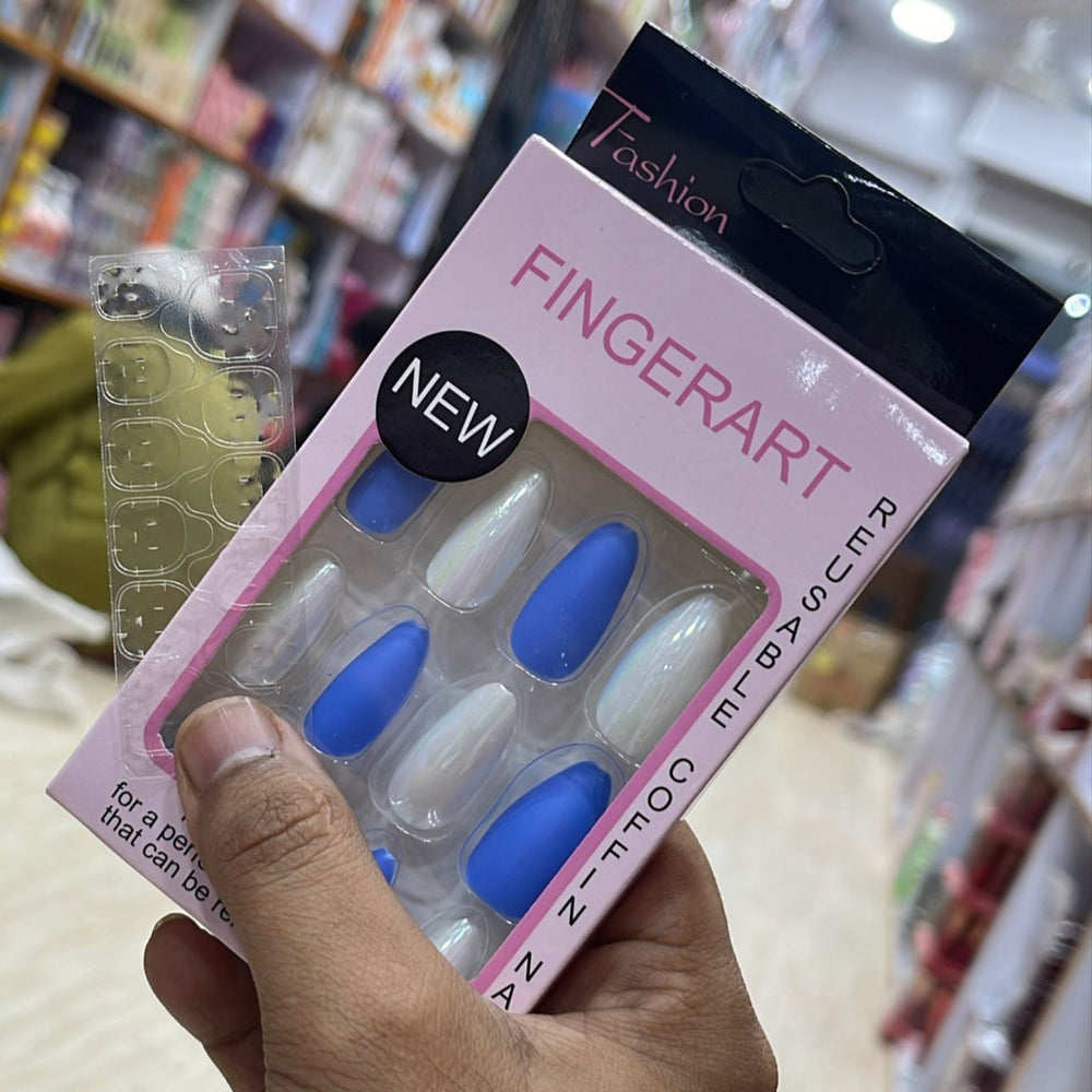 Fashion Fingerart Trendy Nails with Nail Stickers fashion