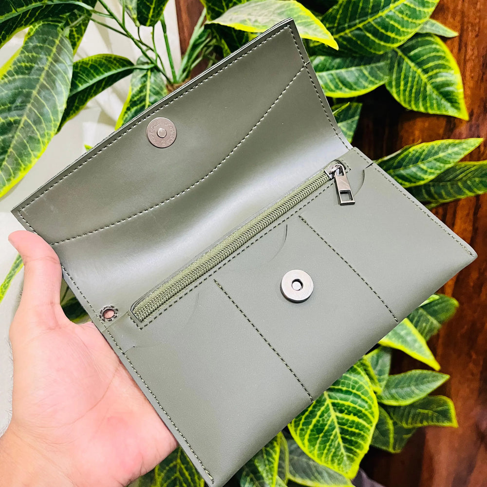 Safaak Portable Bag – Stylish & Practical for Everyday Use Safaak