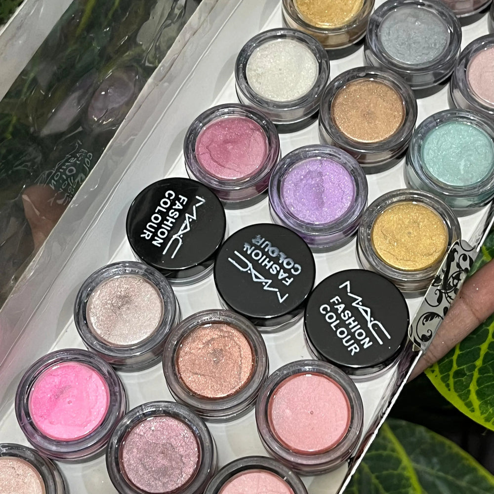 MAC Dust Eyeshadow mac