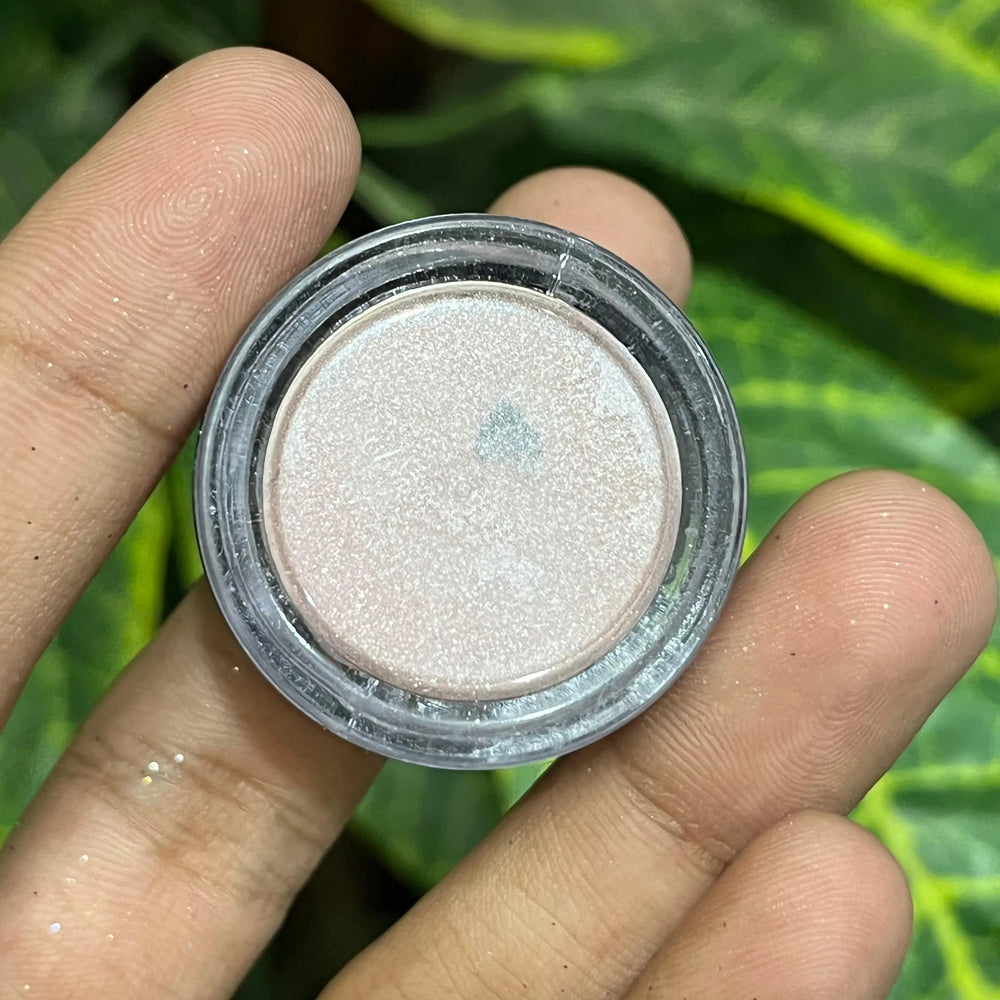 MAC Dust Eyeshadow mac