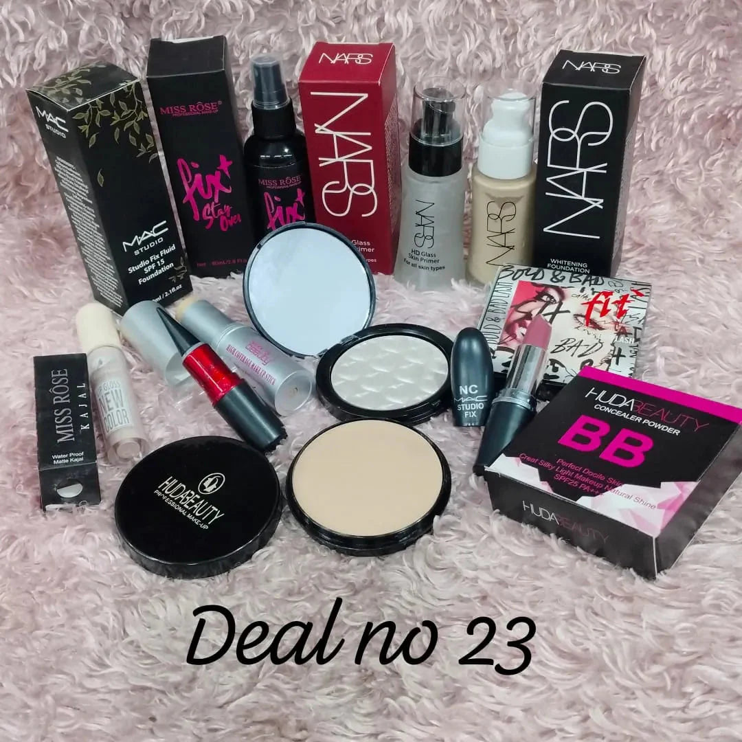 Makeup Deal 23: All-in-One Beauty Essentials Kit Cosmia.pk