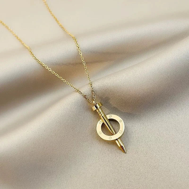 Stainless Steel Screw Pendant Necklace – Bold & Modern Style Cosmia