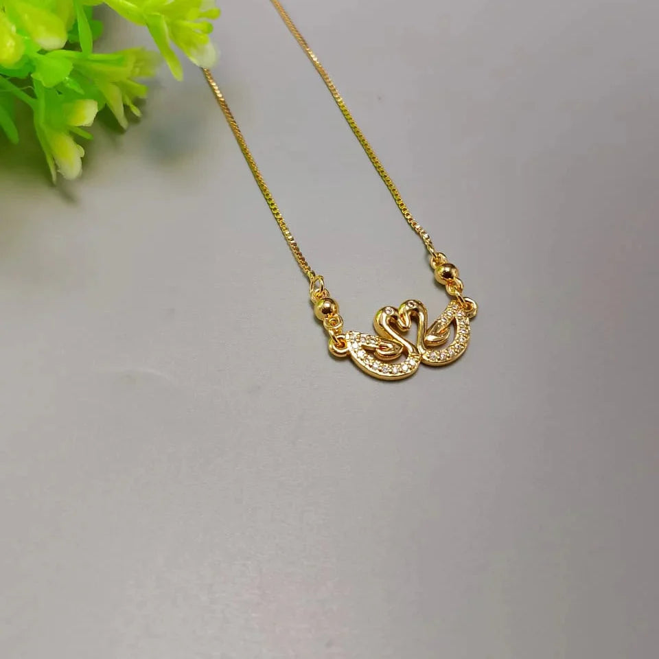 Golden Swan Love Necklace Cosmia
