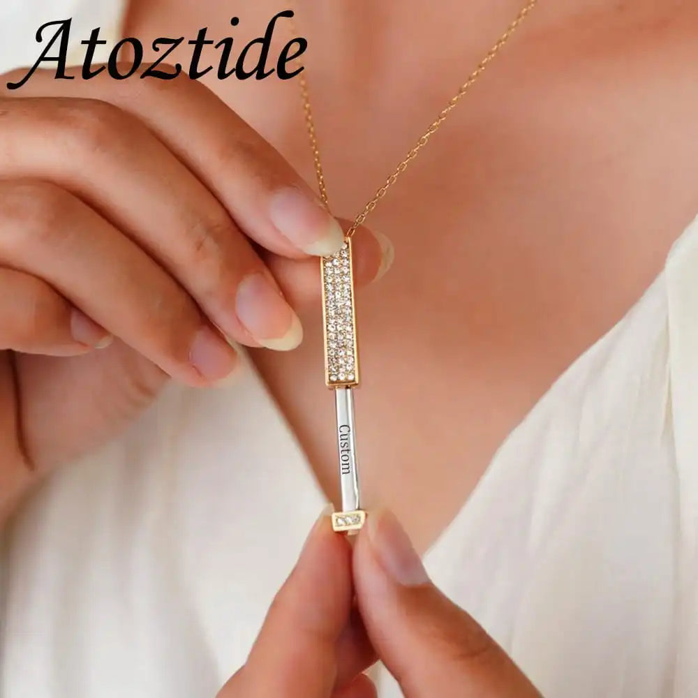 Secret love chain locket Cosmia